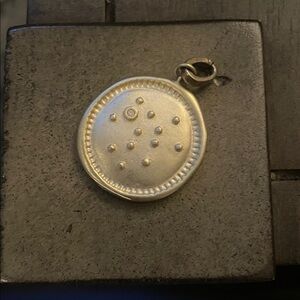 Kendra Scott Sagittarius Constellation Zodiac Sign Pendant